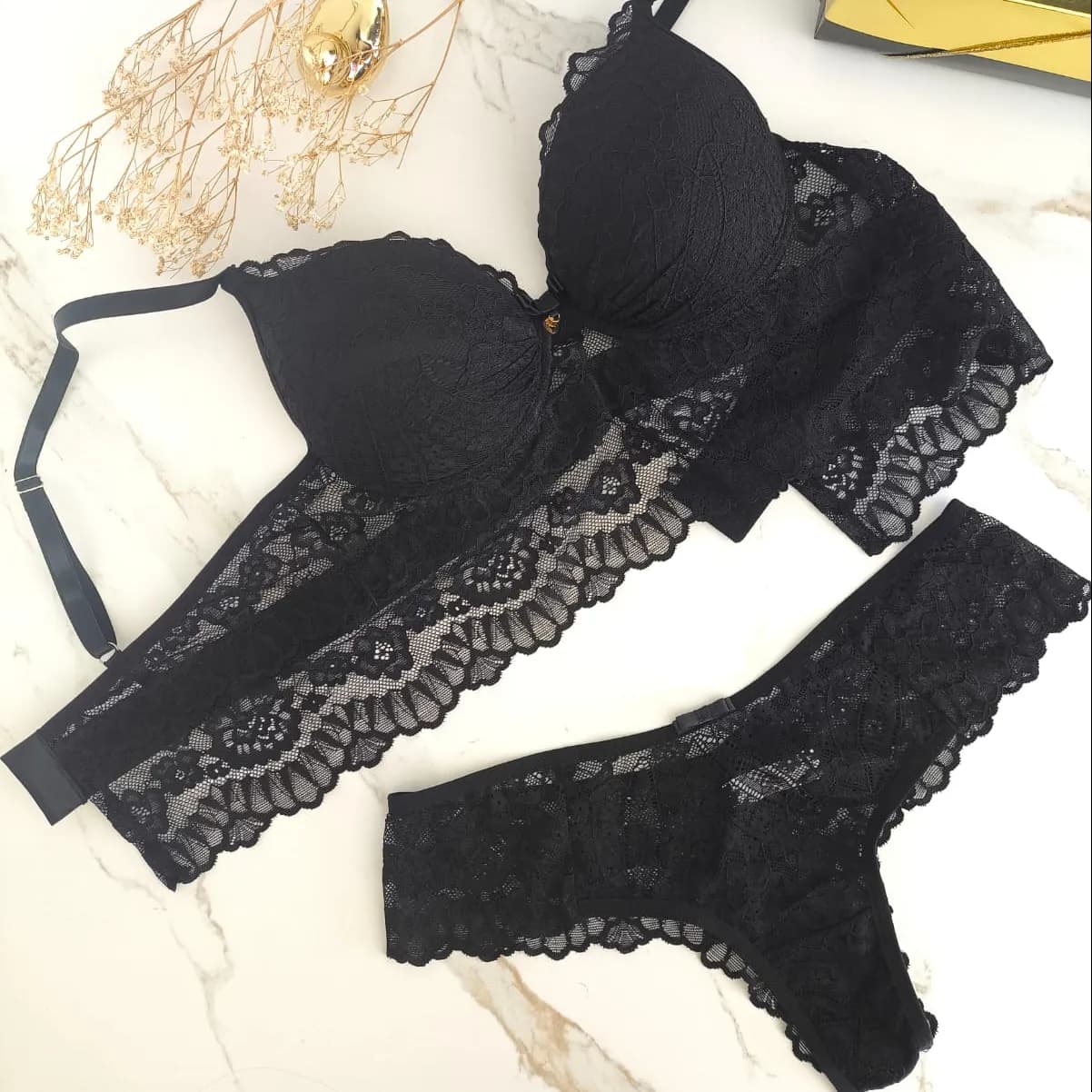 CONJUNTO SOFISTICADO BASE RENDADAPRETO