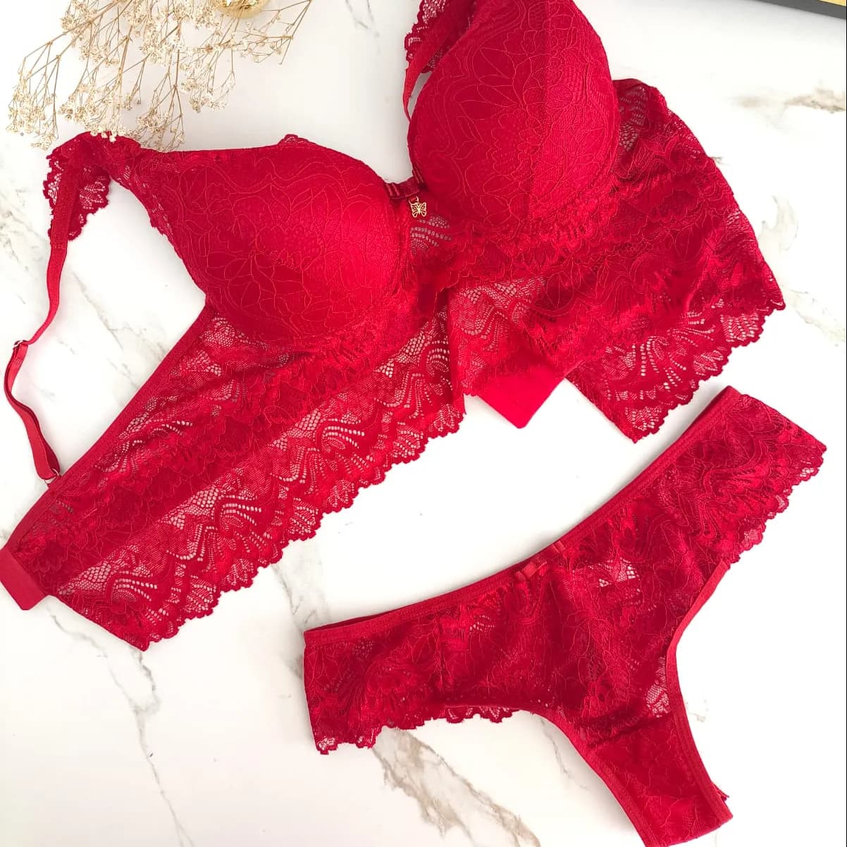 CONJUNTO SOFISTICADO BASE RENDADA RUBI