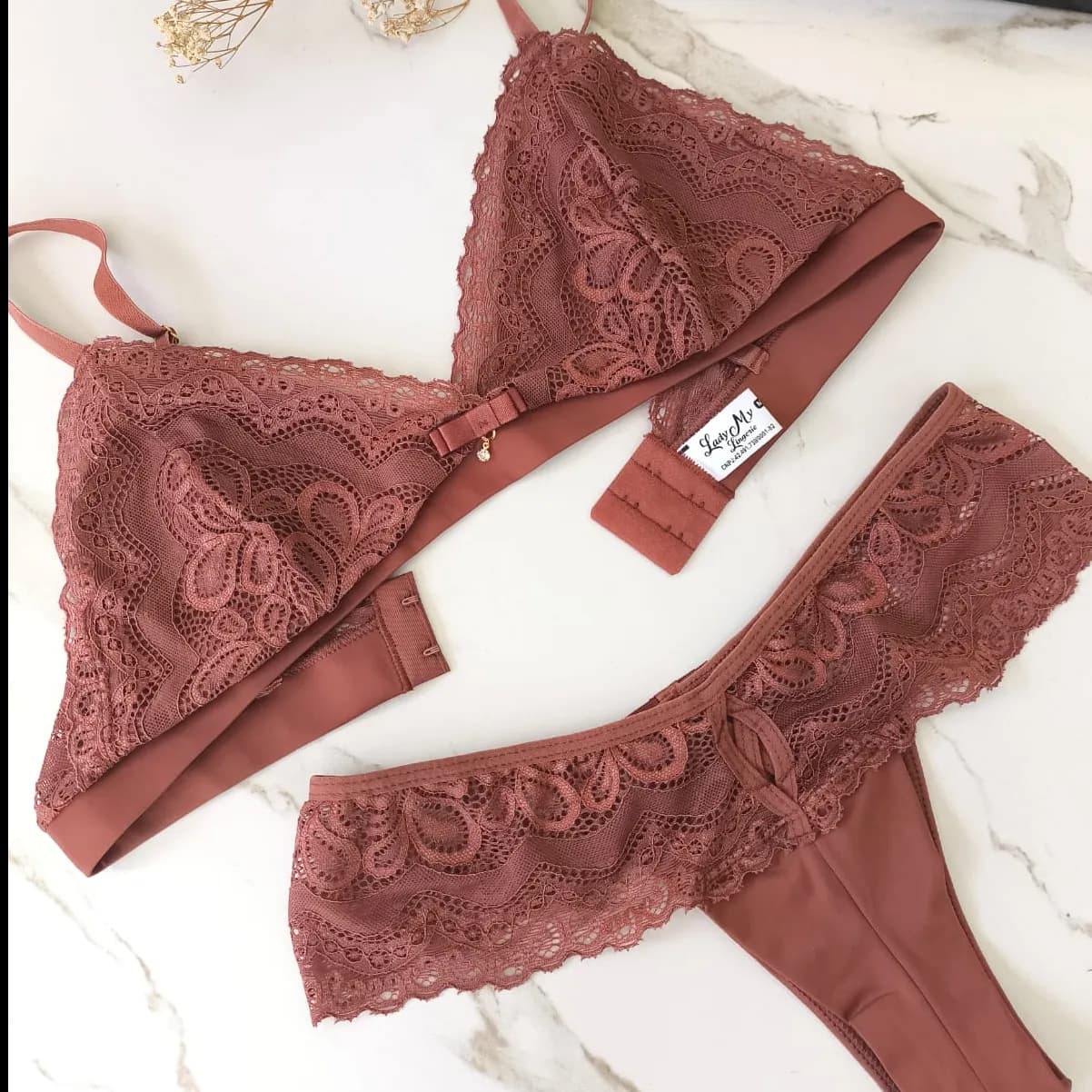 CONJUNTO SOFISTICADO SEM BOJO