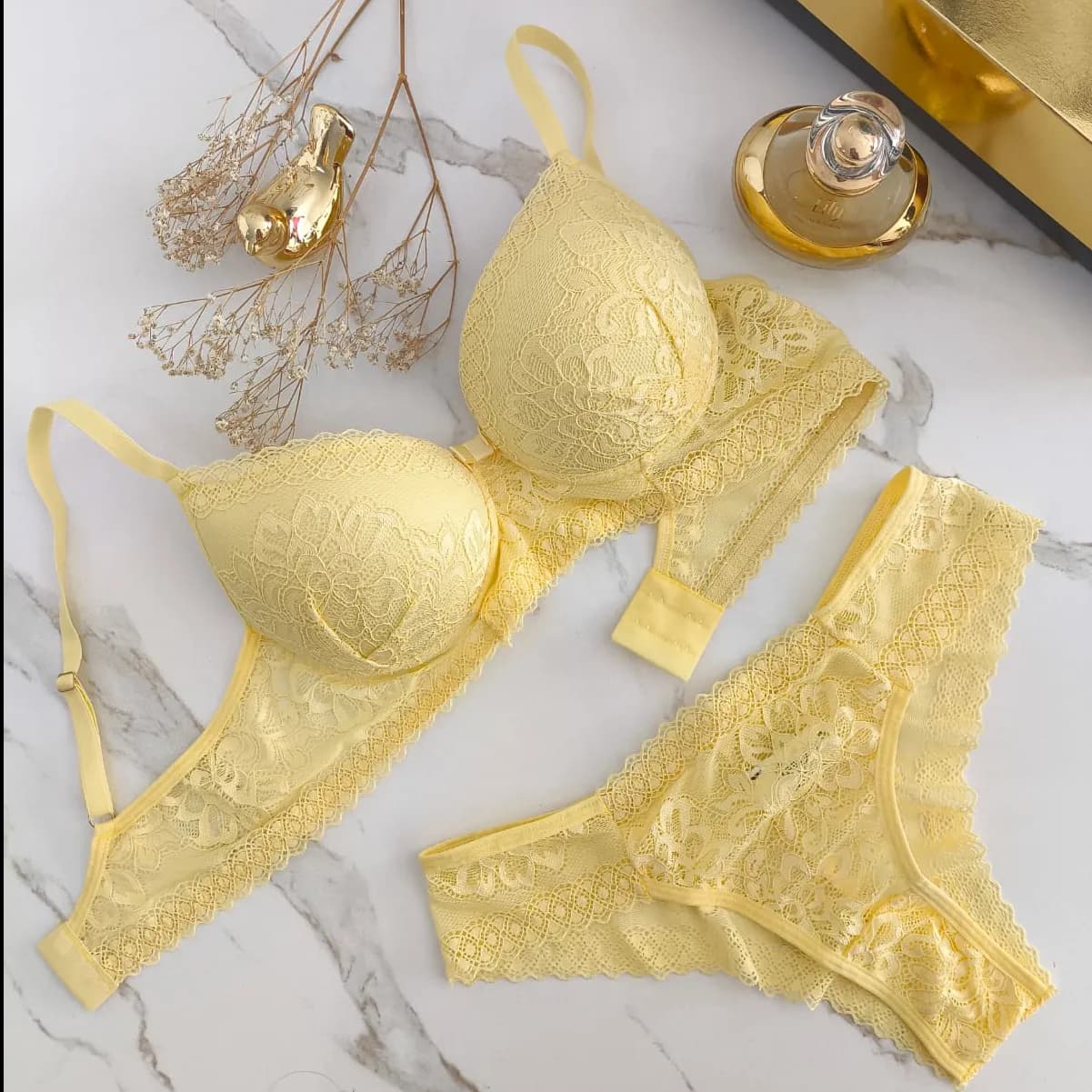 Conjunto Yasmim Sanquis VALOR VAREJO